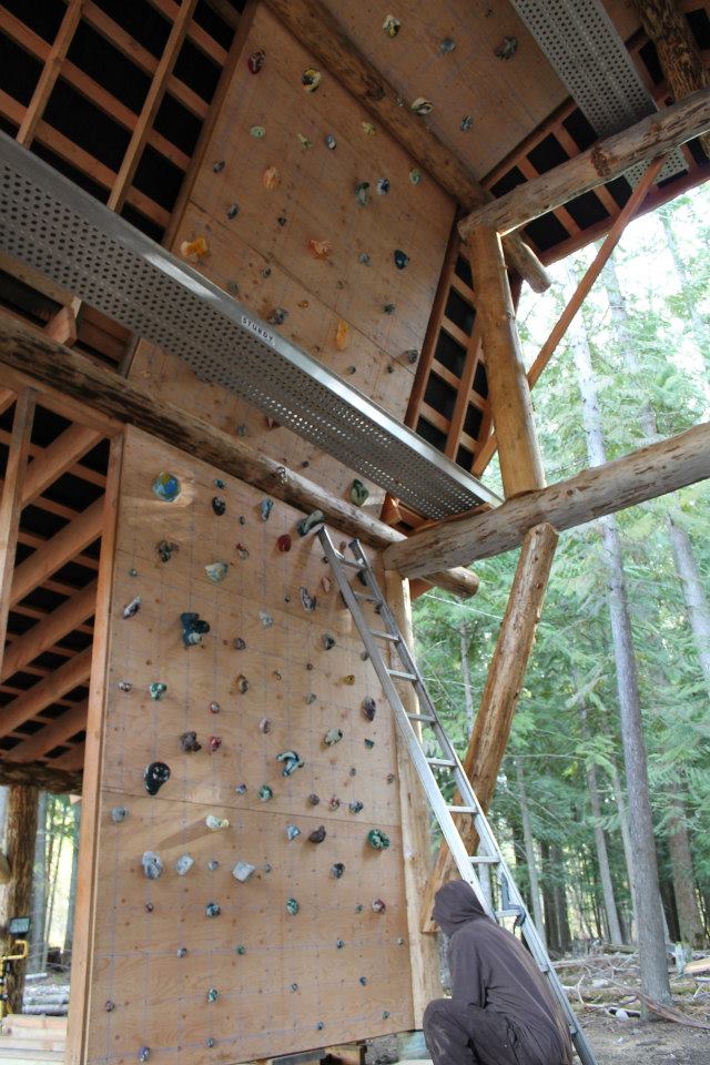 Wnarn-climbingwall1