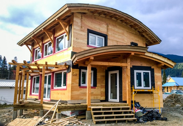 Kaslo Passive House entry